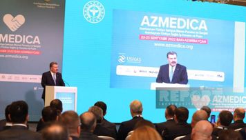 bakida-azerbaycan-turkiye-sehiyye-biznes-forumu-ve-sergisi-kecirilir-foto